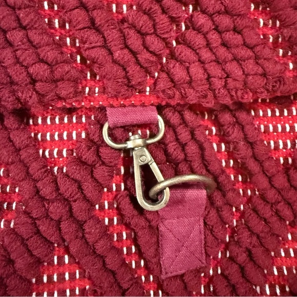 Panache Chic Burgundy Diamond Knit Women's Backpack - Picture 3 of 10